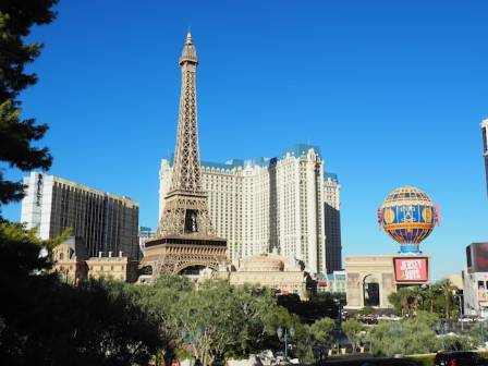 पेरिस लस भेगास: स्ट्रिपको केन्द्रमा फ्रान्सको राजधानीको झलक