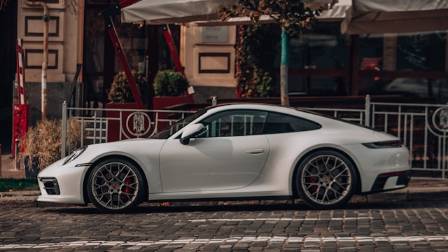 संसारका शीर्ष १० सबभन्दा छिटो कारहरू