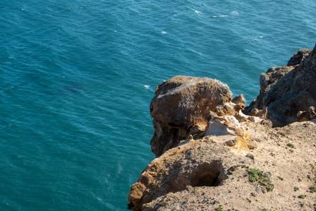 विश्वका १० सबैभन्दा नाटकीय समुद्री भीरहरू